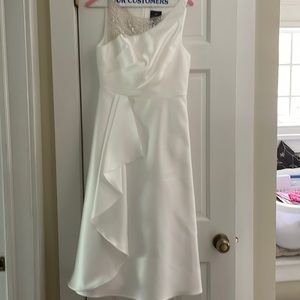 Adrianna Papell lace sleeveless cocktail only worn once